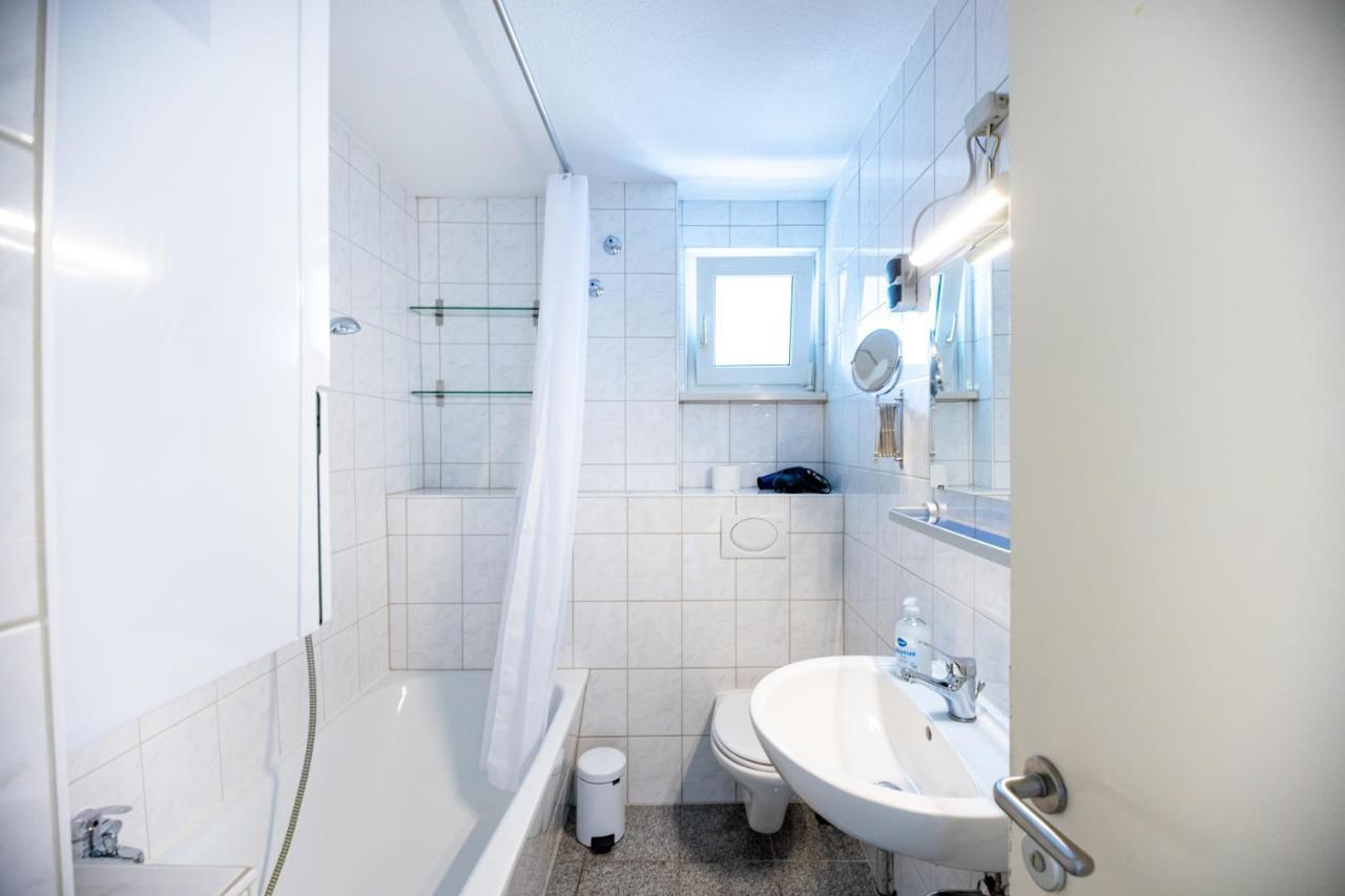 Apartment Mit Balkon Und Festungsblick Würzburg Buitenkant foto